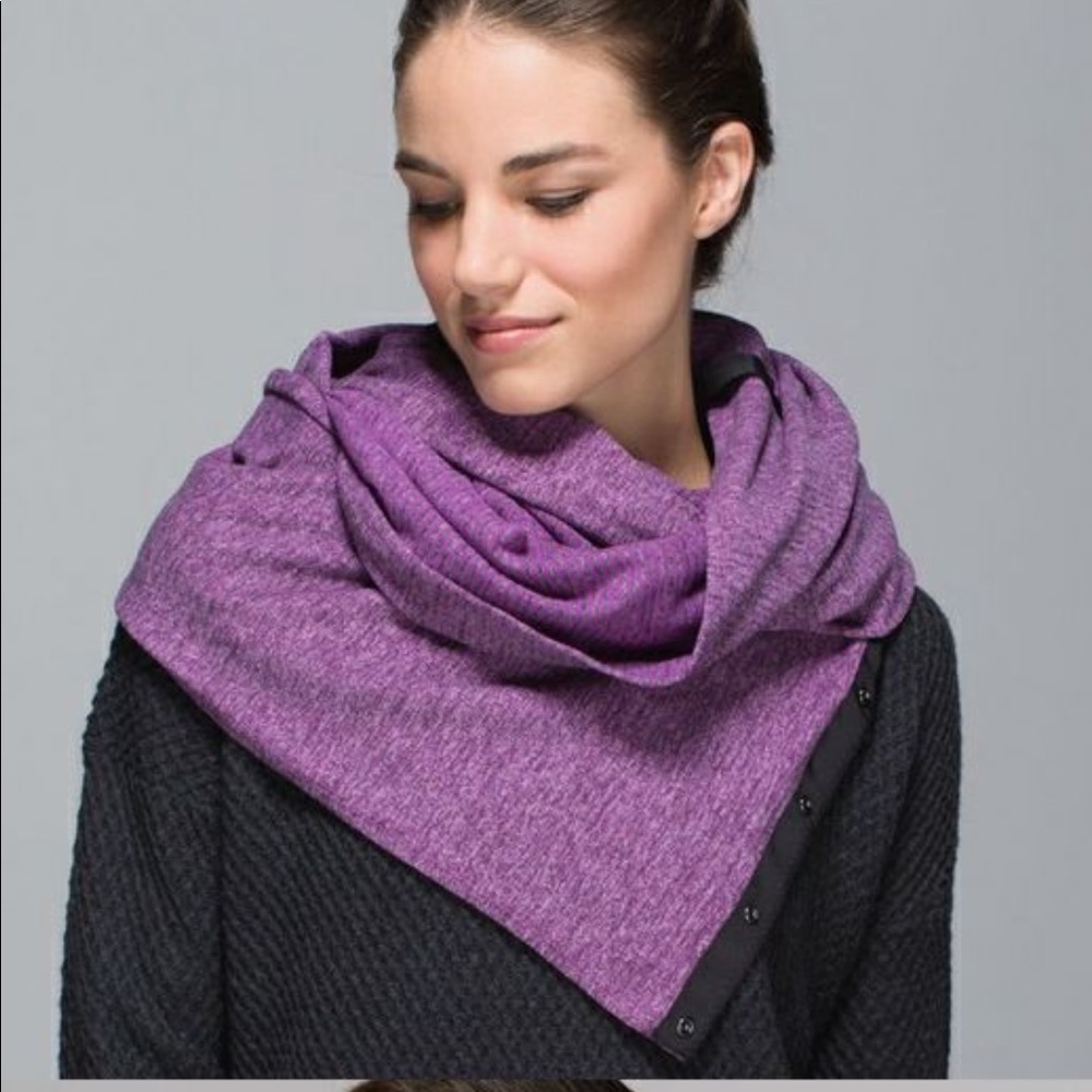 Lululemon, Rulu Vinyasa Scarf EUC